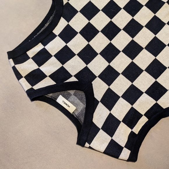 CHECK KNITTED VEST - Picture 3 of 3